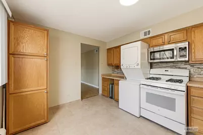 10851 S Keating Avenue #1B, Oak Lawn, IL 60453 - Photo 8