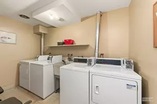 10851 S Keating Ave, Oak Lawn, IL 60453 - Photo 12