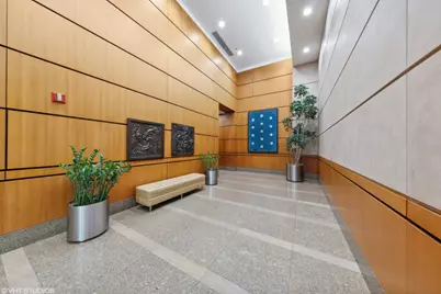 400 N La Salle Drive #1002, Chicago, IL 60654 - Photo 2