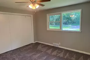 28450 N Shagbark Ln, Libertyville, IL 60048 - Photo 18