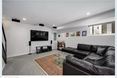 1320 N Moorman Street, Chicago, IL 60622 - Photo 22