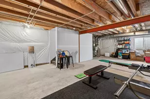 383 Thresher St, Dekalb, IL 60115 - Photo 30