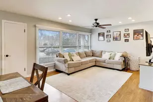 5310 Davis St, Skokie, IL 60077 - Photo 4