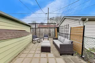 5310 Davis St, Skokie, IL 60077 - Photo 28