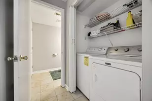 1002 Castleshire Dr, Woodstock, IL 60098 - Photo 24