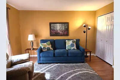 1S055 Spring Road #2D, Oakbrook Terrace, IL 60181 - Photo 14