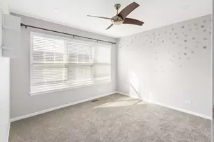 375 N Commerce St, Aurora, IL 60504 - Photo 12