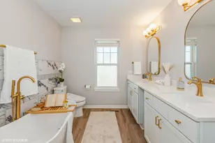 375 N Commerce St, Aurora, IL 60504 - Photo 10