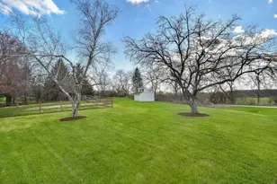 40W983 Line Dr, Elburn, IL 60119 - Photo 32