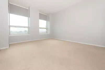 [Address not provided], Chicago, IL 60654 - Photo 4