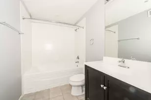 [Address not provided], Chicago, IL 60654 - Photo 6