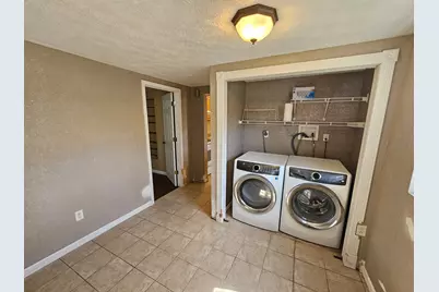 317 S 1st Street, Mt Vernon, IL 62864 - Photo 12