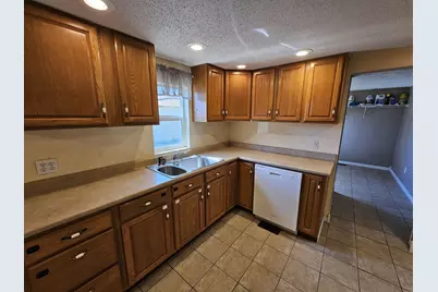 317 S 1st Street, Mt Vernon, IL 62864 - Photo 10