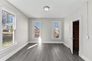 615 44th St, Rock Island, IL 61201 - Photo 6