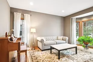 543 N Chestnut St, Addison, IL 60101 - Photo 6