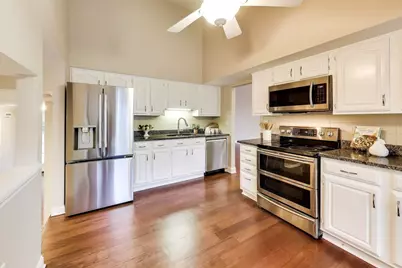 905 Crestfield Avenue, Libertyville, IL 60048 - Photo 10