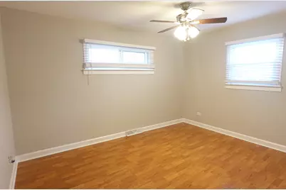 2401 Huron Terrace, Waukegan, IL 60087 - Photo 16