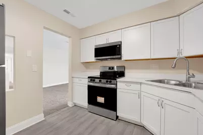 1145 Pleasant Run Drive #609, Wheeling, IL 60090 - Photo 4