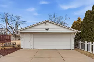 4301 17th Ave, Moline, IL 61265 - Photo 20