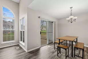 713 Bent Ridge Ln, Elgin, IL 60120 - Photo 4