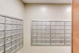 4980 N Marine Dr, Chicago, IL 60640 - Photo 10