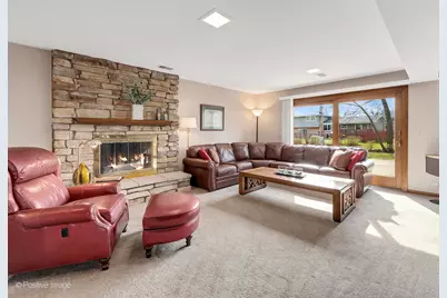 703 E Redwood Lane, Arlington Heights, IL 60004 - Photo 18