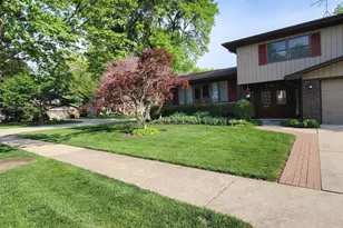 703 E Redwood Ln, Arlington Heights, IL 60004 - Photo 36