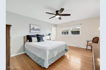 703 E Redwood Lane, Arlington Heights, IL 60004 - Photo 20