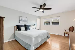 703 E Redwood Ln, Arlington Heights, IL 60004 - Photo 20