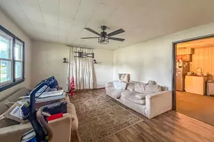 811 N East St, Leroy, IL 61752 - Photo 4