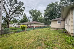 811 N East St, Leroy, IL 61752 - Photo 16