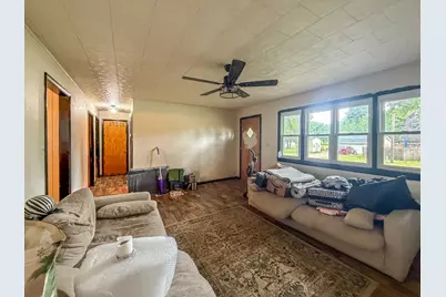 811 N East Street, Leroy, IL 61752 - Photo 6