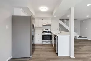 262 Inverrary Ln, Deerfield, IL 60015 - Photo 10