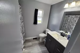 170 W Maple St, Coal City, IL 60416 - Photo 12