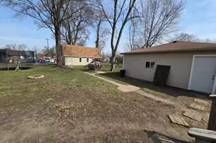 170 W Maple St, Coal City, IL 60416 - Photo 14