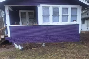 910 Furman St, Rockford, IL 61101 - Photo 1