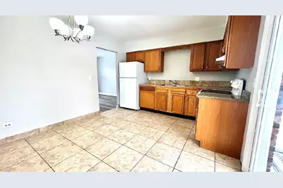 1355 Abbott Drive #3, Elgin, IL 60123 - Photo 6