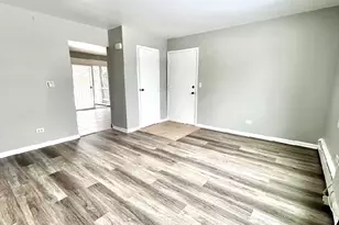 1355 Abbott Dr, Elgin, IL 60123 - Photo 4