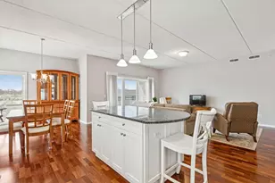 1277 E Thacker St, Des Plaines, IL 60016 - Photo 10