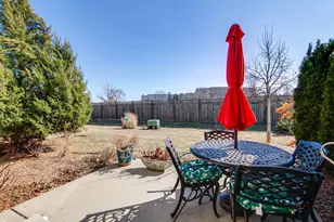 246 Belmont Dr, Lincolnshire, IL 60069 - Photo 24