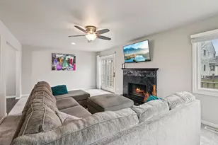 1628 Hilton Head Dr, Naperville, IL 60563 - Photo 6