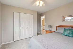 1628 Hilton Head Dr, Naperville, IL 60563 - Photo 30