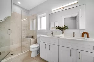 3834 N Janssen Ave, Chicago, IL 60613 - Photo 14