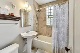 2646 Ewing Ave, Evanston, IL 60201 - Photo 10