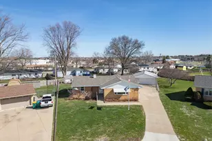 989 Dayton Ct, Galesburg, IL 61401 - Photo 32