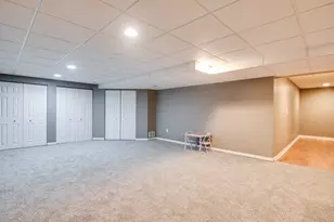 2889 Peachtree Cir, Aurora, IL 60502 - Photo 22