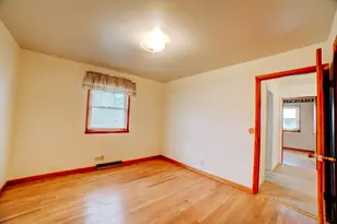 460 S Ralph St, Watseka, IL 60970 - Photo 40