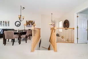 274 Wildspring Ct, Itasca, IL 60143 - Photo 4