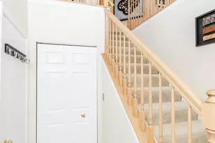 274 Wildspring Ct, Itasca, IL 60143 - Photo 2