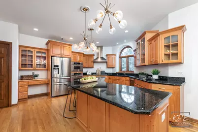 3307 Danlaur Court, Naperville, IL 60564 - Photo 12